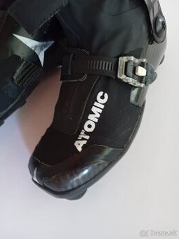 Topanky na bezky atomic carbon velkost 38(24cm)