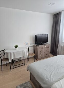 Garsónka po kompletnej rekonštrukcii – B. Smetanu, Trnava