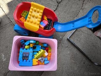 Mega blocks vozík + kocky navyše