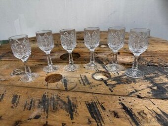 Brúsené krištáľové poháriky na likér – sada 6 ks