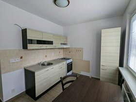 PREDAJ - 3 izbový byt s balkónom, Edelényska ulica
