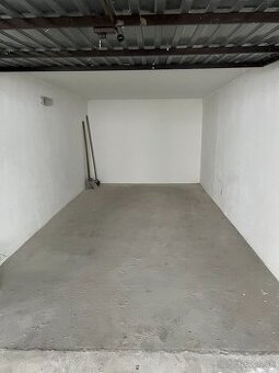 Predám garáž v Lučenci