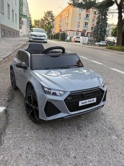 Elektrické autíčko Audi RS6