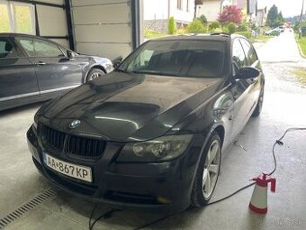BMW e90 318i
