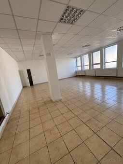 Prenájom 90 m² – sklad alebo predajňa - Jilemnického, Prešov