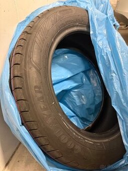 Letná Goodyear Efficientgrip Performance 2 205/55 R16 91 H