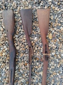 Staré zbrane pažby súčiastky komponenty