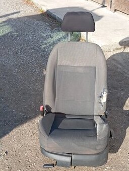 Predám sedačky na škoda Octavia 1