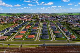 PNORF – st. pozemok 621 m², šírka 25 m, D1, Nádražná ul.