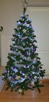 Umely vianocny stromcek