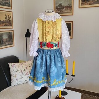 Piešťany kroj detský