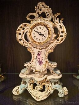 Porcelánové hodiny ROYAL DUX