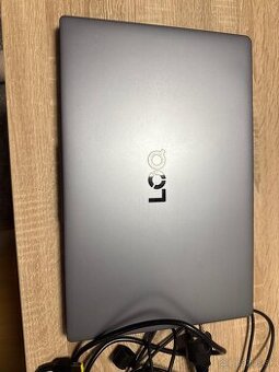 Lenovo LOQ 15IAX9E