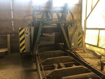 Kotúčova píla UP 700 STROJCAD