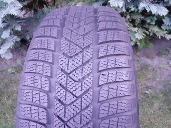 215/50 r18 Pirelli, zimné 2ks - 6,5mm