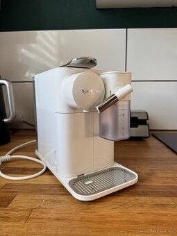 Nespresso De'Longhi Latissima White EN510.W