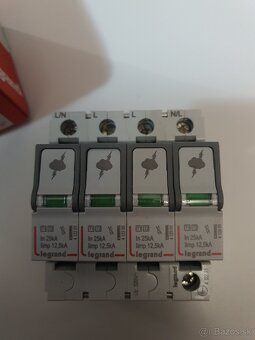Prepäťová ochrana Legrand 412273.