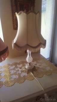 LAMPA STOLNÁ - krémová
