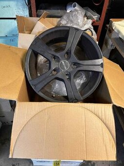 4 ks 5x130 r16 disky C karavan