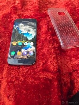 Samsung S7 čierny používaný plné funkčný trochu dole pri dis