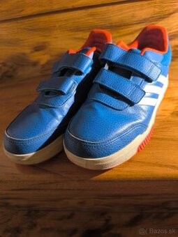 Detské tenisky Adidas veľ. 38