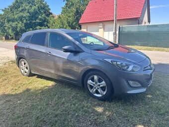 Hyundai i30 cw 2014 1.6 CRDi