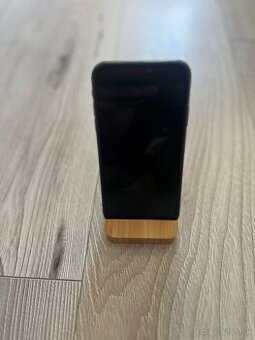 iPhone 11 Zablokovaný na ND - 1