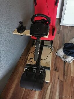 Predám herný volant Logitech G-923+radiaca páka.