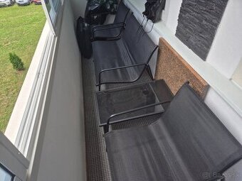 Sedacia suprava na balkon / terasu / zahradu