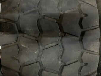 pneu 445/65r22.5