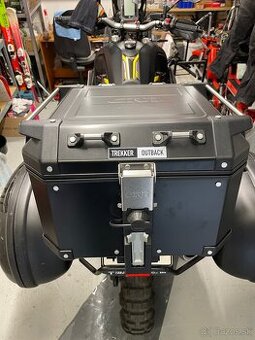 TopCase Givi TREKKER OUTBACK