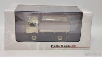 Premium ClassiXXs Tatra 805 valník s plachtou béžová 1:43