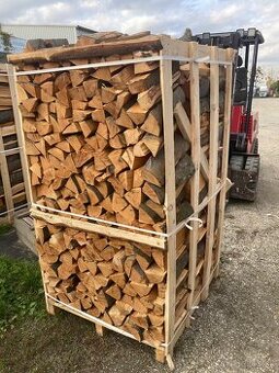 Palivo palivové drevo krbove buk