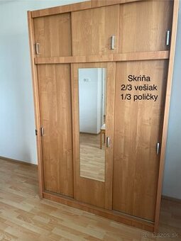 Šatníková skriňa
