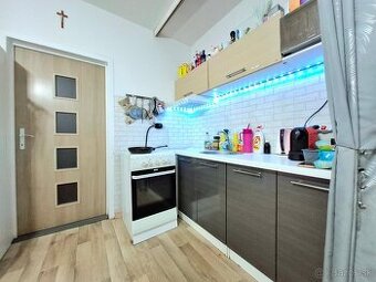 1 IZBOVÝ BYT | VEĽKÉ ROVNÉ | NA PREDAJ