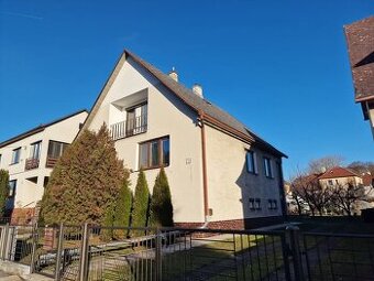 Predám veľký, pekný dom v tichej lokalite obce Sobotište - 1