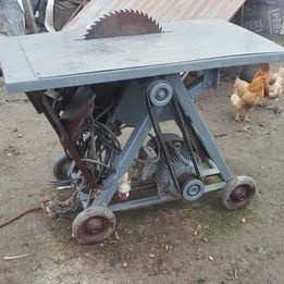 predam vymenim tovarensky cirkular NAREX HOP -77