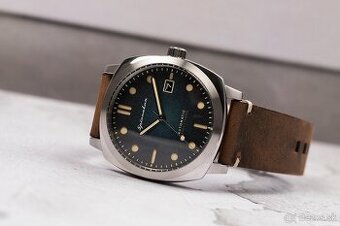 Spinnaker Hull SP-5059