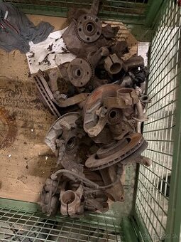 VW Golf IV, Octavia 1 , Leon - predná otoč,náboj