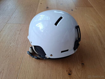 Predám detskú lyžiarsku prilbu Giro, S