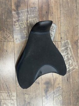 Čalúnené sedlo vodiča pre Yamaha MT-07