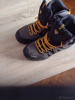 Pánske turistické topánky