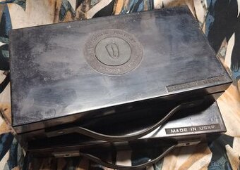 Plastové kufríky z Margolina