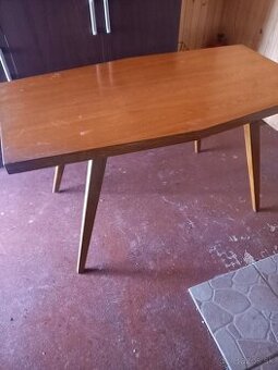 Predám stolik