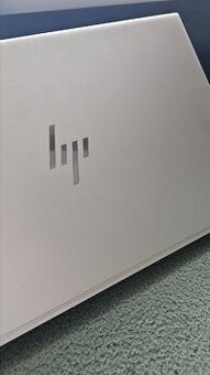 HP ENVY 17