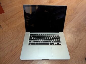 Apple MacBook Pro 15" (A1286) – Na diely