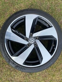 Letná sada 225/40 R18