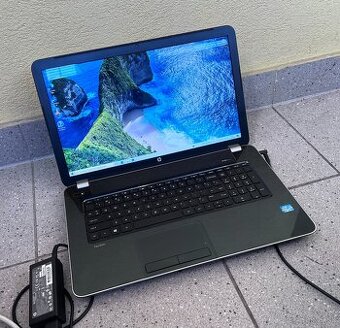 HP Pavilion 17 / i3 3130M / 8GB RAM / 750GB HDD / 17.3"