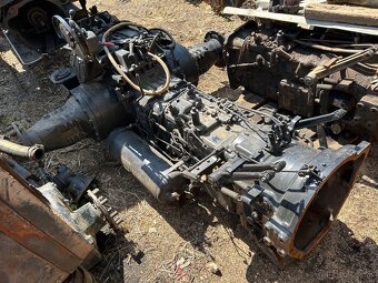 Predám zadnú časť po GO na zetor crystal 8145