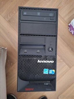 PC Lenovo Tower + Monitor plochá obrazovka Samsung